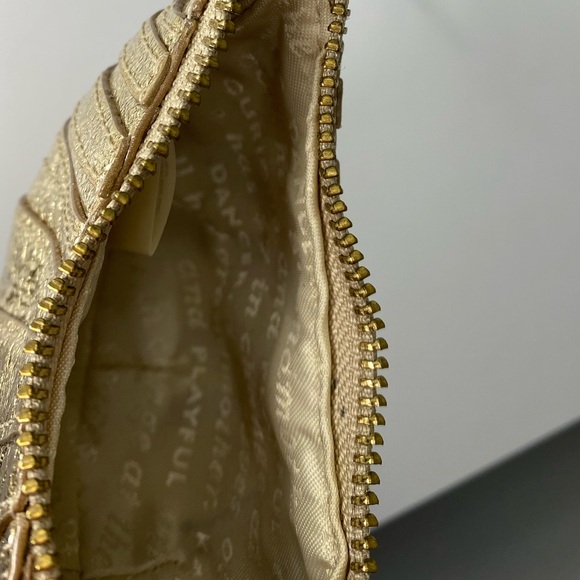 Kate spade Croissant Storybook Gold Pleated Coin Pouch - Picture 7 of 8